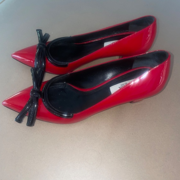 Prada Red and Black Heels - Picture 2 of 14
